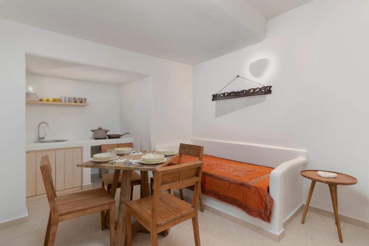 Thallos Cave House And Apartments Karterados  Exterior photo