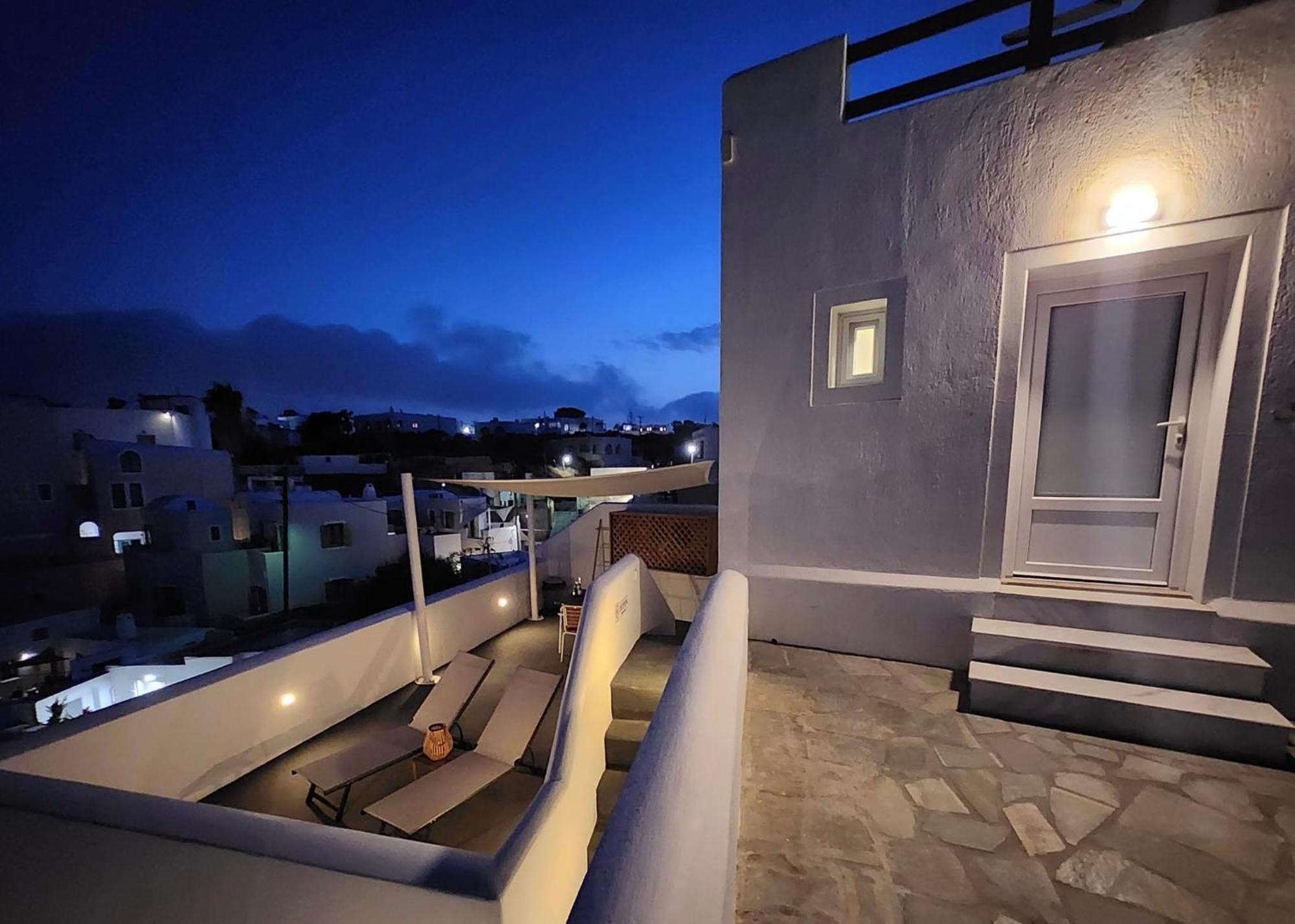 Thallos Cave House And Apartments Karterados  Exterior photo